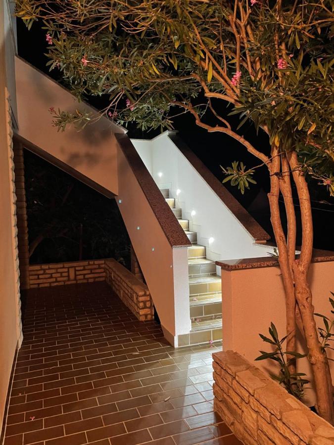 House Susec Apartment Povljana Ngoại thất bức ảnh